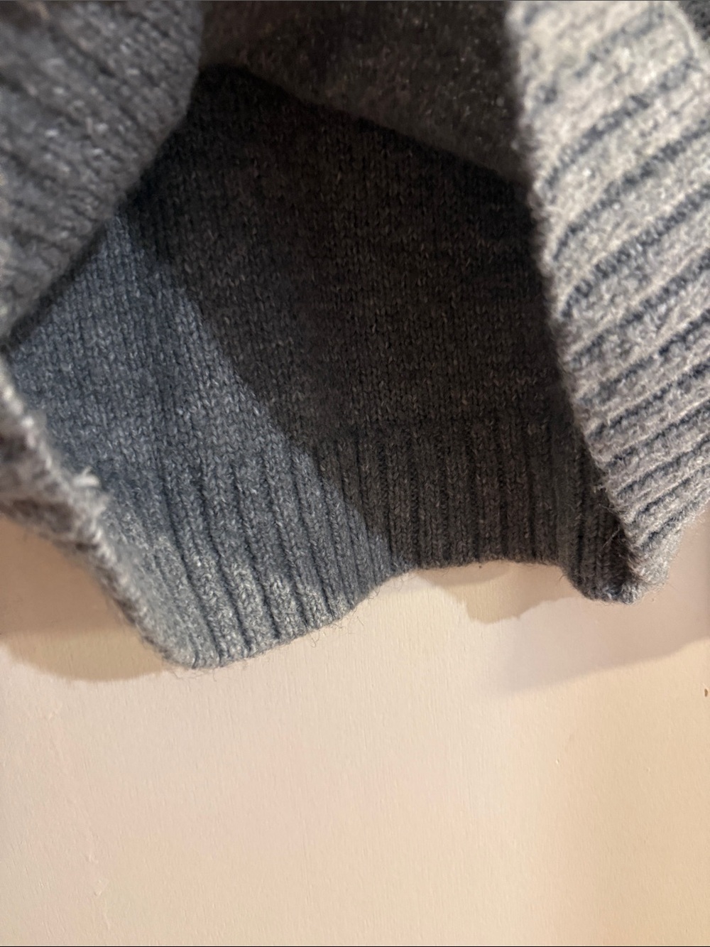 Michael Stars Gray Colorblock Shawl Collar Sweater with Cream & Black Sleeves - Picture 6 of 7